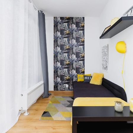 Апартаменты Studio Pradnik Bialy Krakow By Renters Экстерьер фото