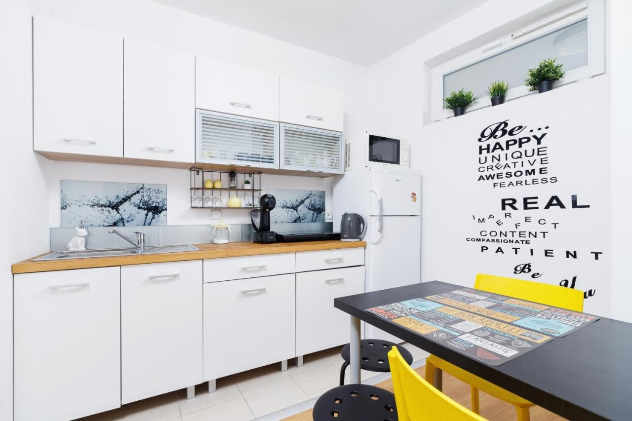 Апартаменты Studio Pradnik Bialy Krakow By Renters Экстерьер фото